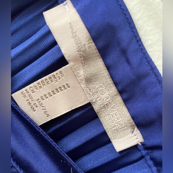 BLUE SLIKY SKIRT - Picture 3 of 4